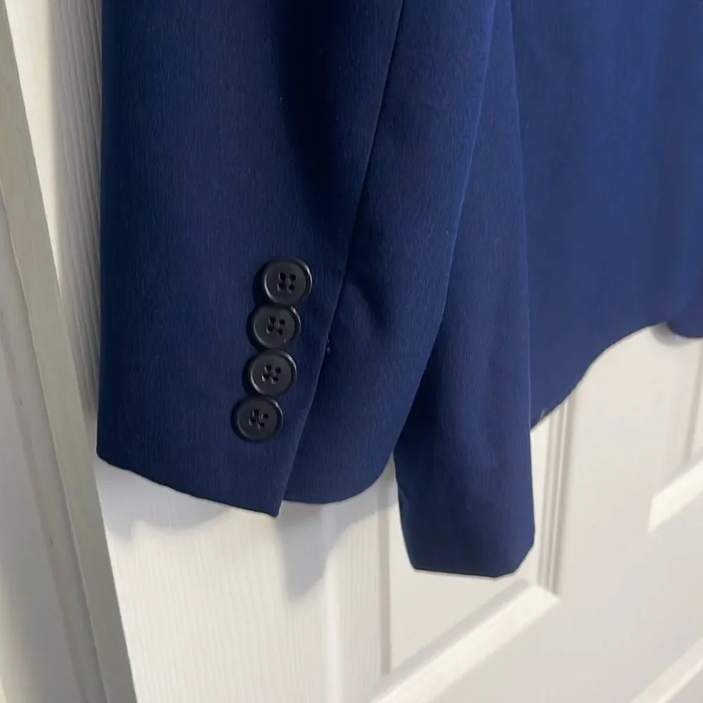 Men’s Van Heusen suit jacket! - Picture 3 of 8